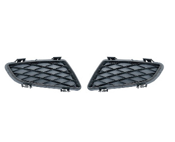 马自达6  03"款雾灯罩 